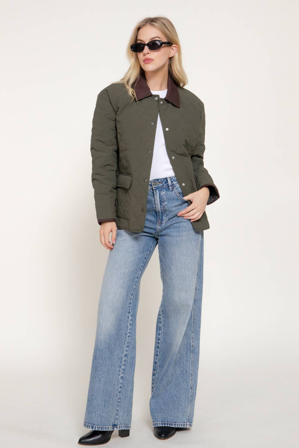 Contrast-Collar Quilted Puffer Jacket
